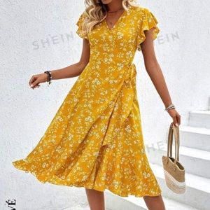 Yellow Midi Floral Wrap Dress 
Size: Medium
Brand: Shein
Condition: Worn Once